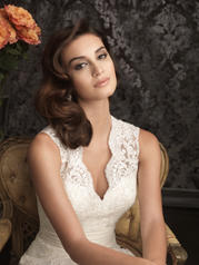 9013 White detail