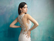 9511 Antique/Ivory/Nude/Silver back