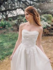 R3972  