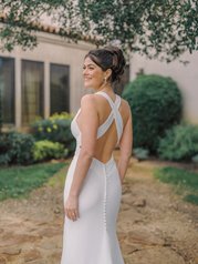 R3979  