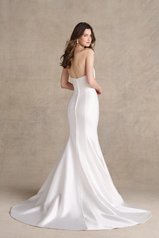 R3981  