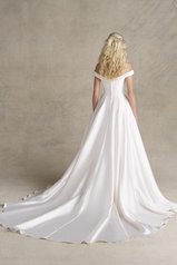 R3982  