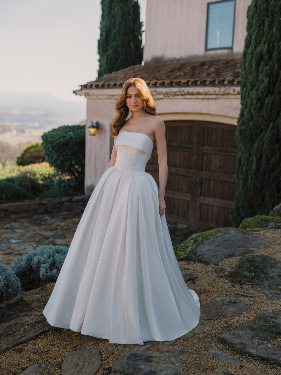 Allure Bridals A1476
