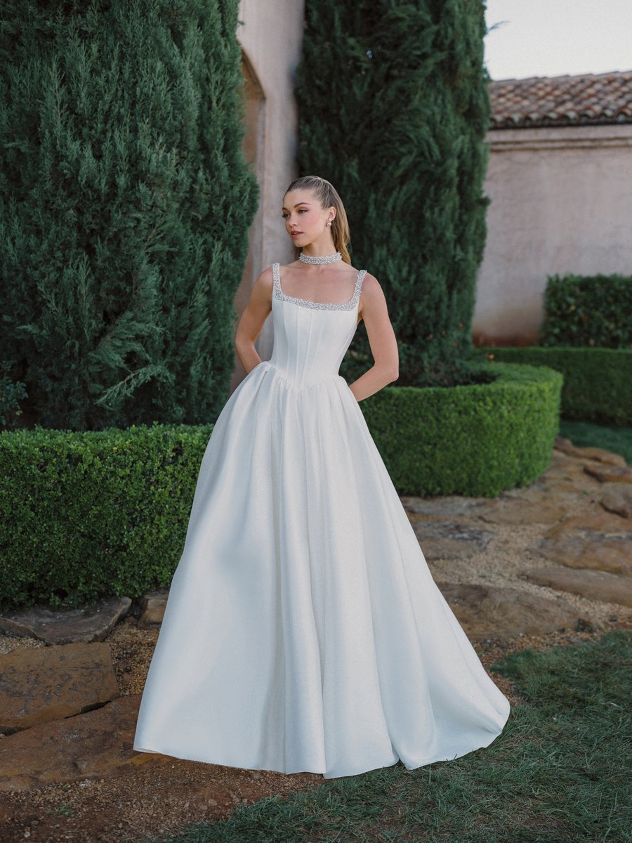 Allure Bridals A1497
