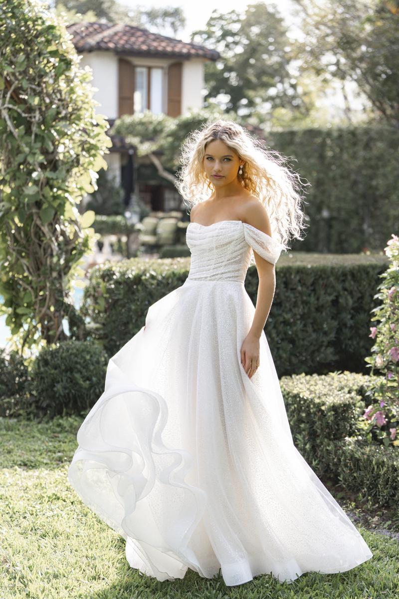 Allure Bridals Romance R3862L