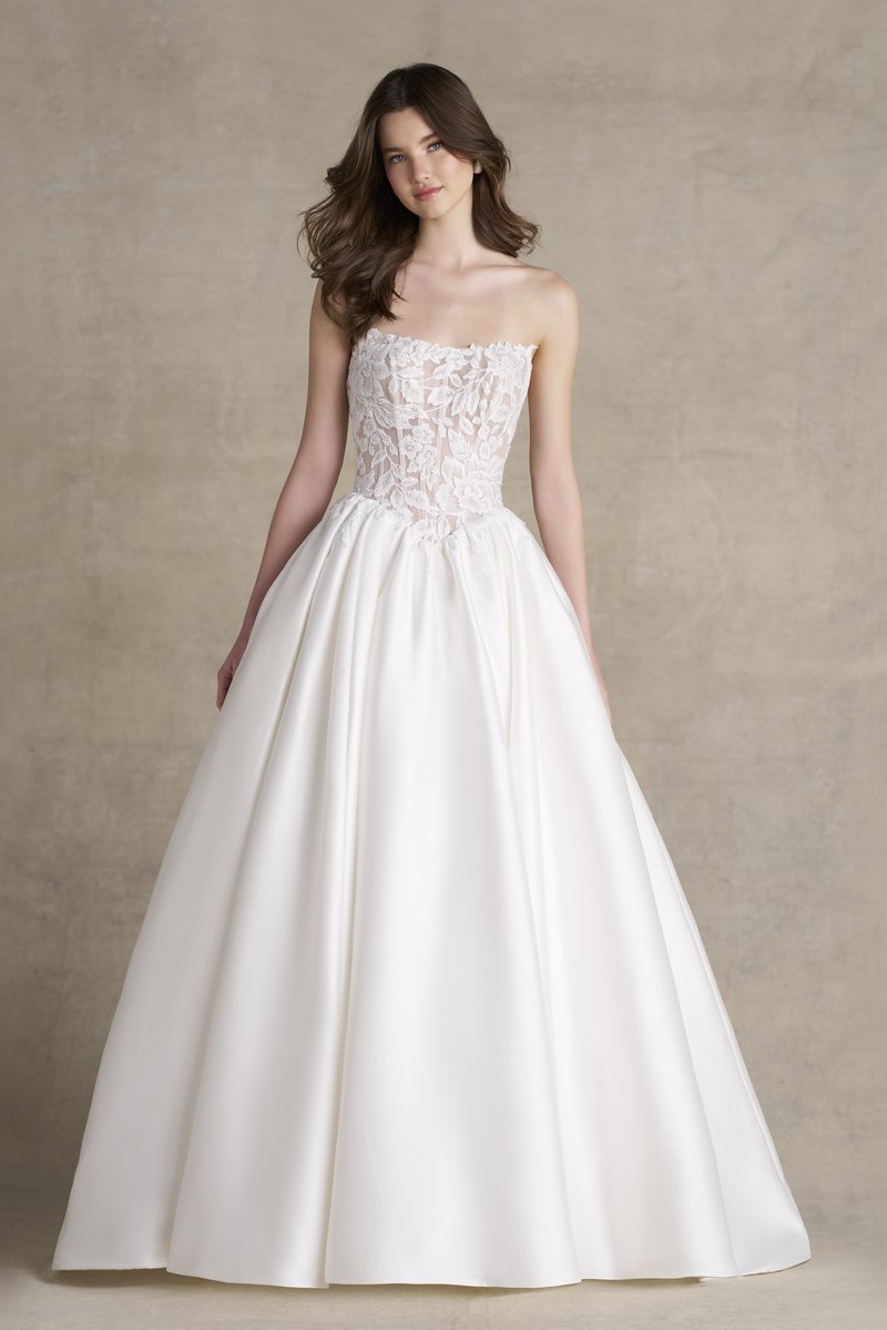 Allure Bridals Romance R3970