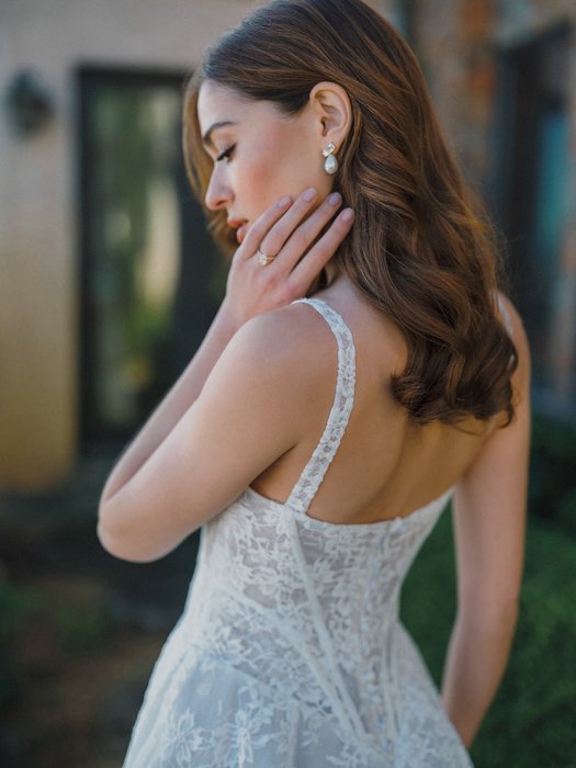 Allure Bridal A1471