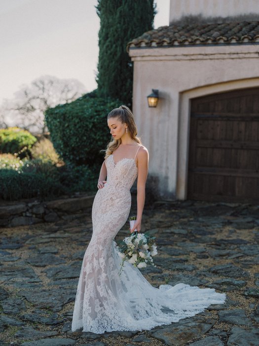 Allure Bridal A1472