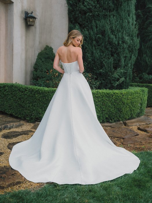Allure Bridal A1474