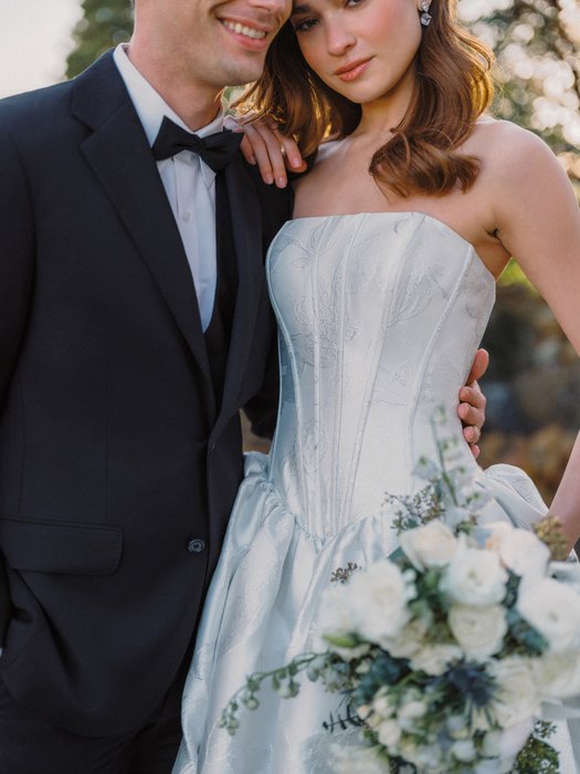 Allure Bridal A1482