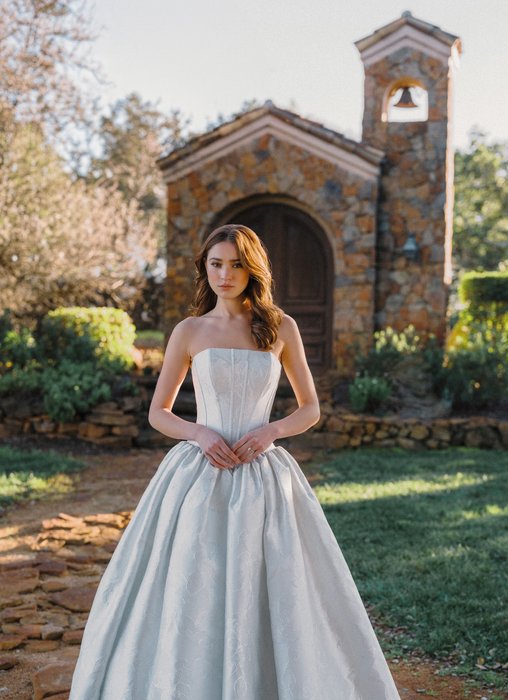 Allure Bridal A1482