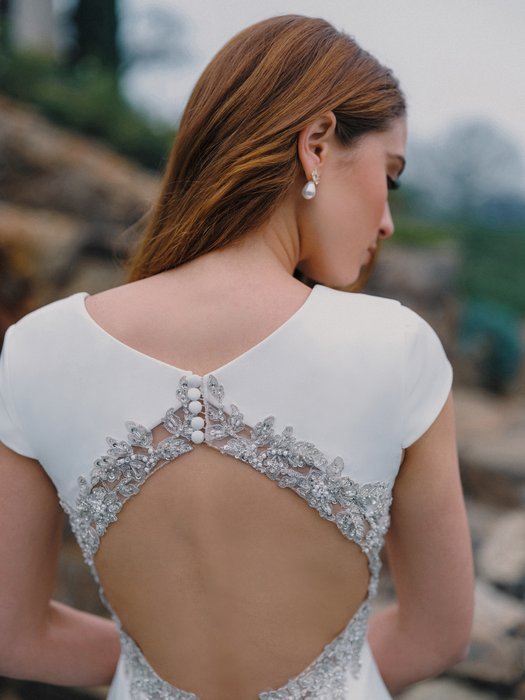 Allure Bridal A1485