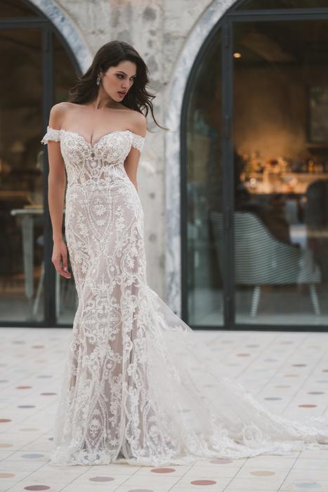 Allure - Fitted gown C685