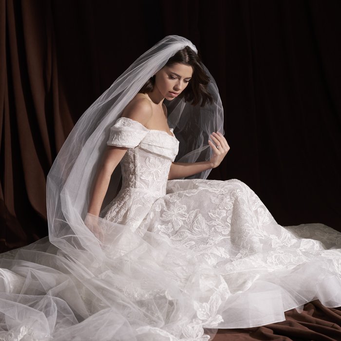 Allure Couture Bridal C822