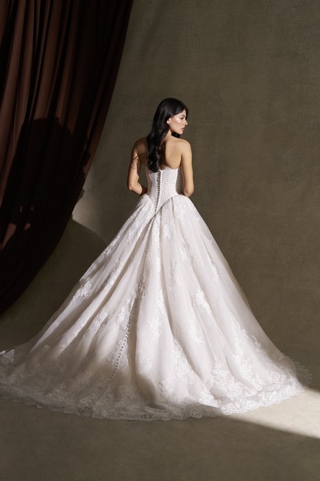 Allure Couture Bridal C845