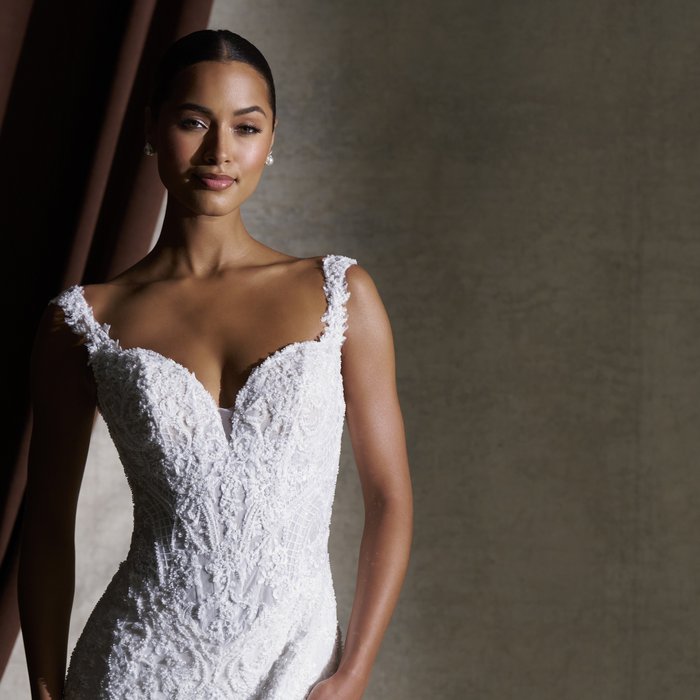 Allure Couture Bridal C852