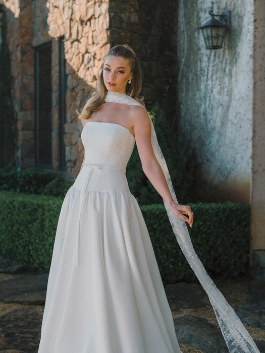 Allure Bridal A1470
