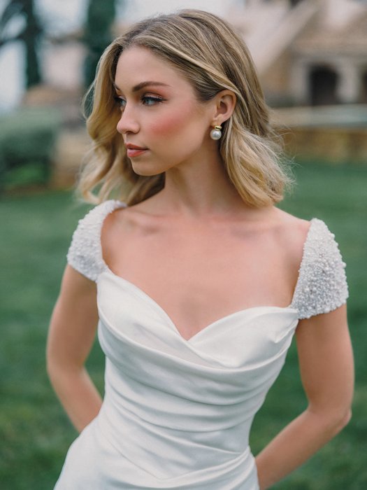 Allure Bridal A1488
