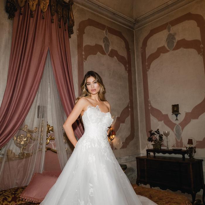 Abella by Allure E600
