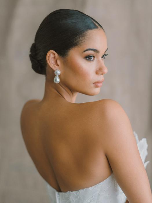 Abella by Allure E600