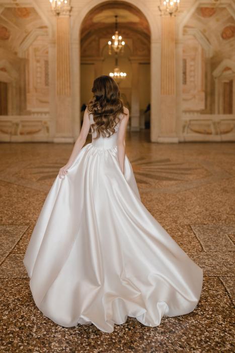 Abella by Allure E606NC