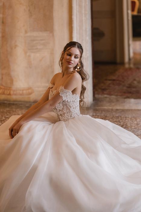 Abella by Allure E625