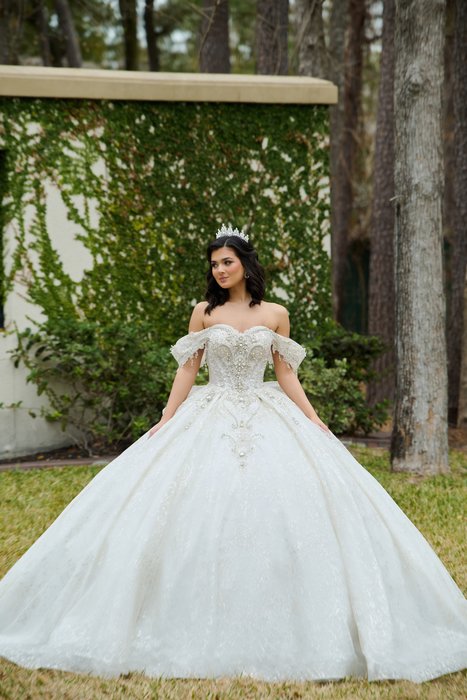 AmaBella Quince Q1104