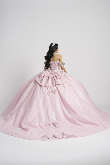 AmaBella Quince Q1118