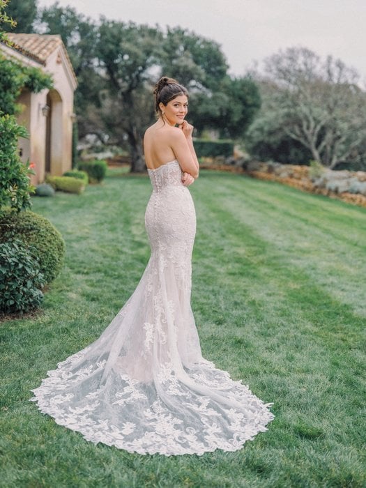 Romance Bridal by Allure R3971