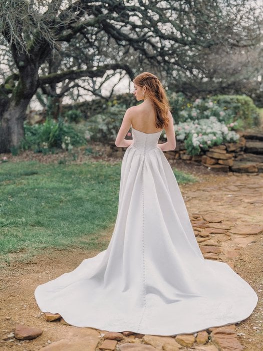 Romance Bridal by Allure R3972