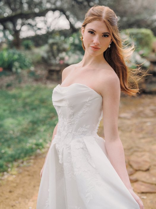 Romance Bridal by Allure R3972