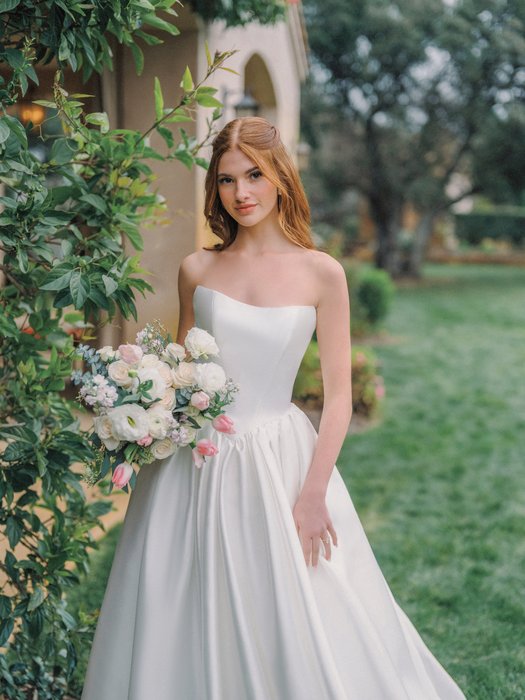 Romance Bridal by Allure R3978