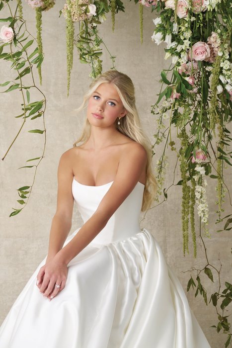 Romance Bridal by Allure R3978
