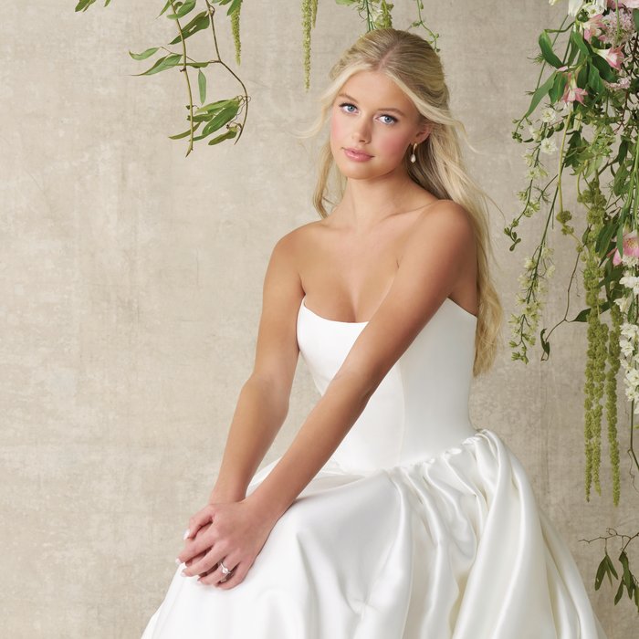 Romance Bridal by Allure R3978