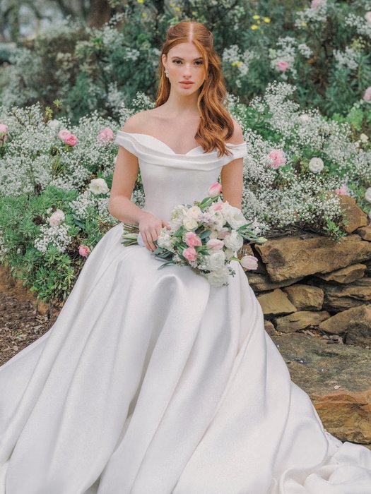 Romance Bridal by Allure R3982
