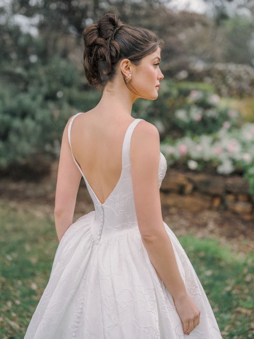 Romance Bridal by Allure R3987