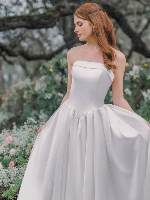 Romance Bridal by Allure R3988