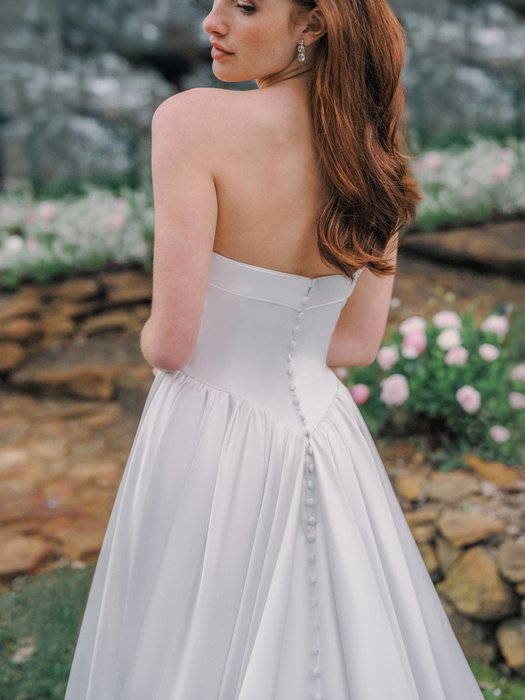 Romance Bridal by Allure R3988