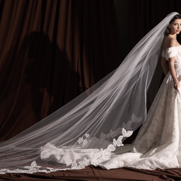 Allure Couture Bridal C822