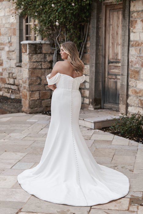 Allure Women's Bridal Collection W500