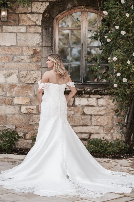 Allure Women's Bridal Collection W502