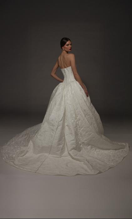Alyce Wedding Dresses 7165