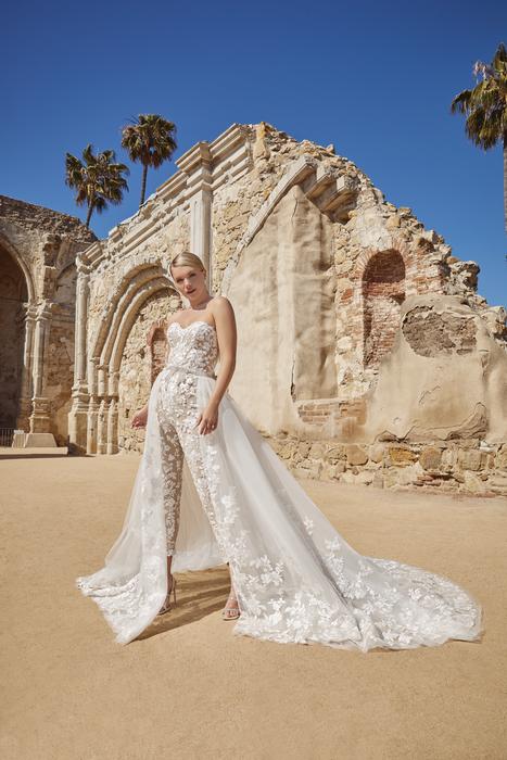 Bridal Gowns 2464