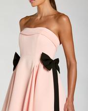 56251 Blush detail