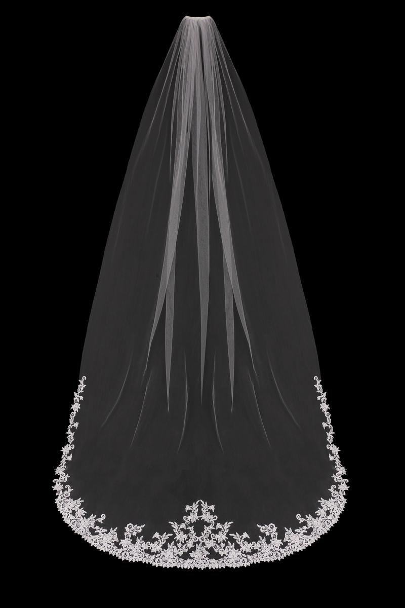 En Vogue Bridal V1898C