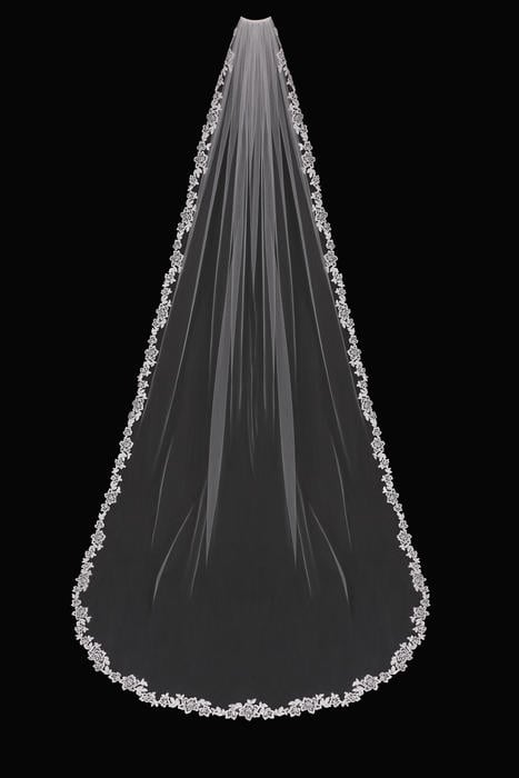 enVogue Bridal Veil V1799C