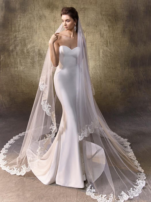 Enzoani Bridal Collection - Sample Dress Logan