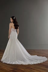 1092 Ivory Gown With Ivory Tulle Illusion back