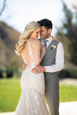 1114 Ivory Lace And Tulle Over Ivory Gown With Ivory Tu detail