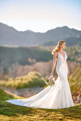1122 Ivory Gown With Ivory Tulle Illusion detail